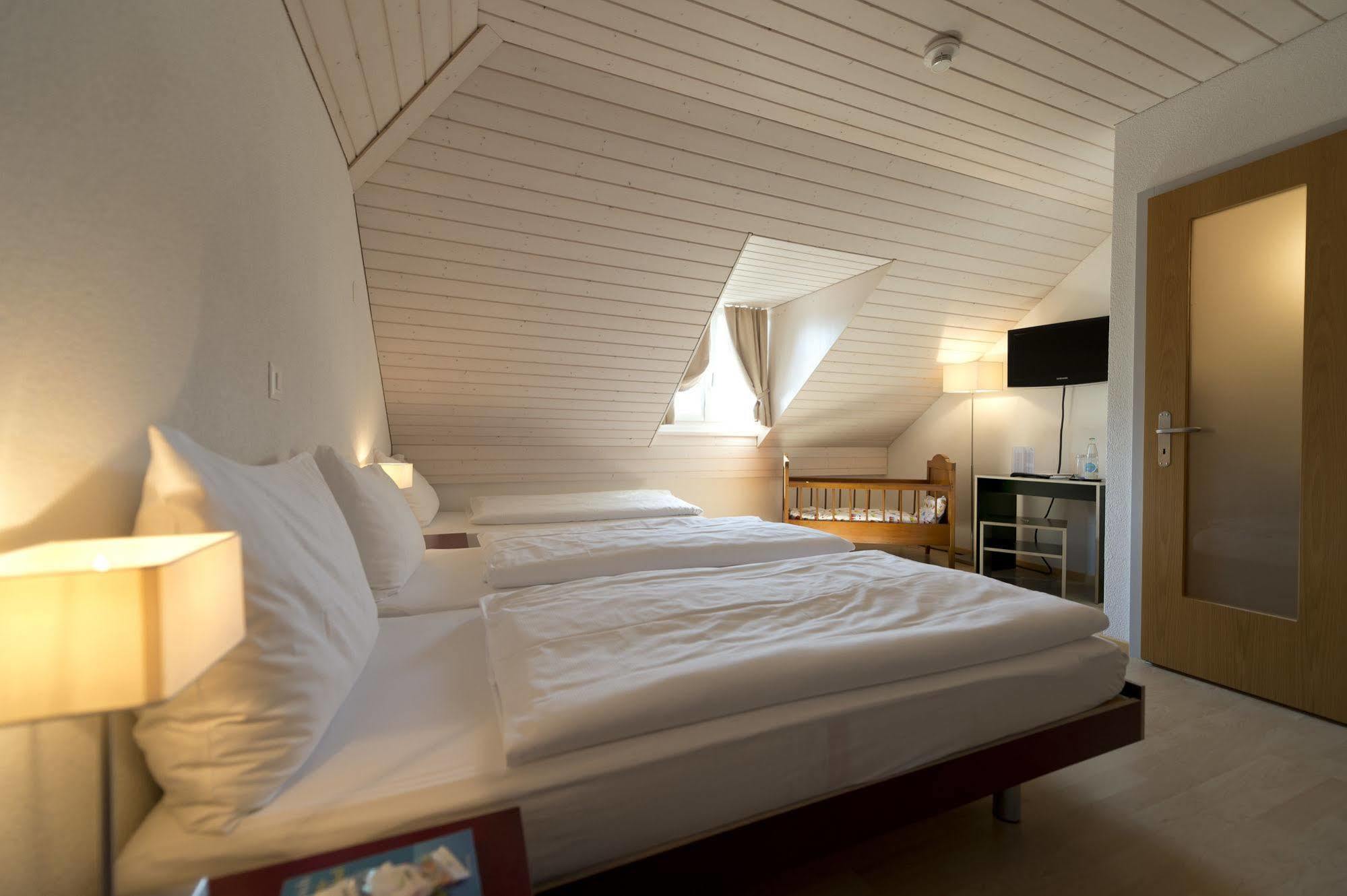 Baeren Self Check-In Hotel Solothurn Exterior foto